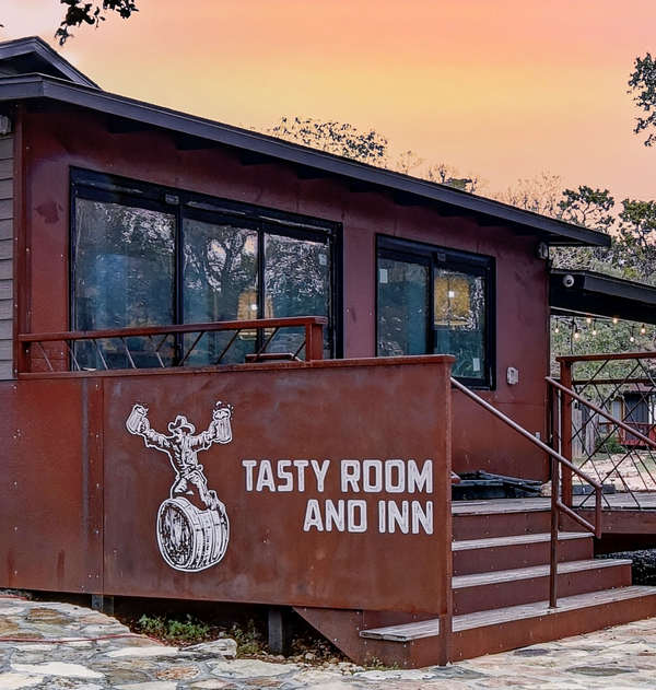 Tasty Room